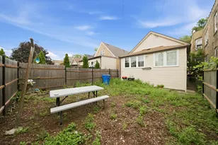 4746 N Karlov Ave, Chicago, IL 60630 - Photo 26