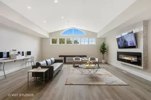 15 Kensington Cir, Wheaton, IL 60189 - Photo 8
