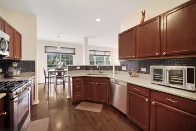 439 Bay Tree Circle, Vernon Hills, IL 60061 - Photo 8