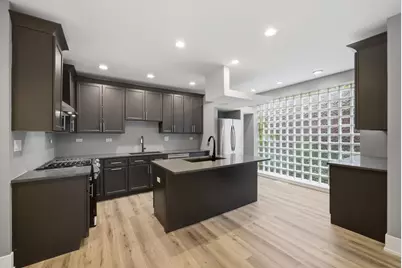 308 W Evergreen Avenue #1R, Chicago, IL 60610 - Photo 10