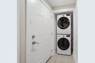 308 W Evergreen Avenue #1R, Chicago, IL 60610 - Photo 18