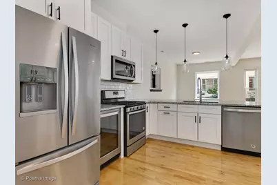 1618 W Chicago Avenue #2, Chicago, IL 60622 - Photo 8