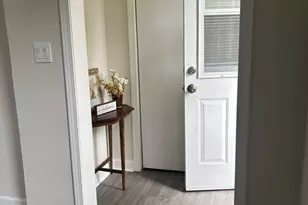 10703 W Woodland Ave, Beach Park, IL 60087 - Photo 8