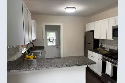 10703 W Woodland Avenue, Beach Park, IL 60087 - Photo 18