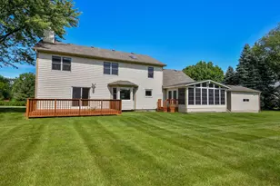 6N584 Juniper Ct, Saint Charles, IL 60175 - Photo 12