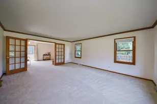 6N584 Juniper Ct, Saint Charles, IL 60175 - Photo 10