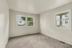 1938 Oxford Ct, Schaumburg, IL 60194 - Photo 12