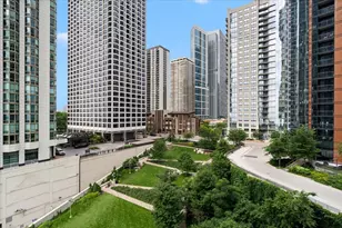 211 N Harbor Dr, Chicago, IL 60601 - Photo 16