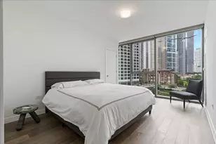 211 N Harbor Dr, Chicago, IL 60601 - Photo 8