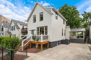 2927 N Rockwell St, Chicago, IL 60618 - Photo 1