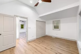 2927 N Rockwell St, Chicago, IL 60618 - Photo 14