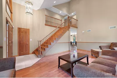 327 Miner Street, Bensenville, IL 60106 - Photo 4