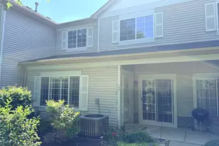 53 Braxton Ln, Aurora, IL 60504 - Photo 1