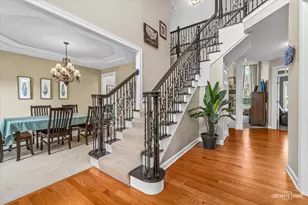 506 Simsbury Ct, Oswego, IL 60543 - Photo 2