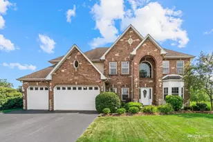 506 Simsbury Ct, Oswego, IL 60543 - Photo 1
