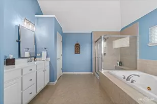 506 Simsbury Ct, Oswego, IL 60543 - Photo 20