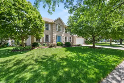 1239 Yorkshire Drive S, Sycamore, IL 60178 - Photo 1