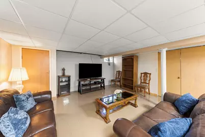 261 S Mayfair Place, Chicago Heights, IL 60411 - Photo 16