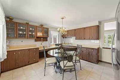 261 S Mayfair Place, Chicago Heights, IL 60411 - Photo 6