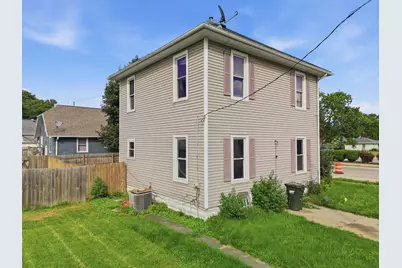 1502 E 4th Street, Sterling, IL 60181 - Photo 2