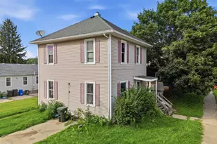 1502 E 4th St, Sterling, IL 60181 - Photo 10