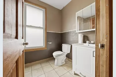 1502 E 4th Street, Sterling, IL 60181 - Photo 6