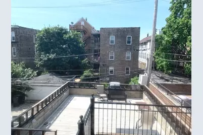 1327 W Walton Street #2, Chicago, IL 60642 - Photo 34