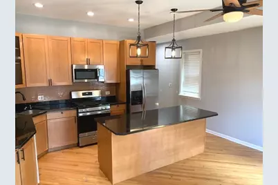 1327 W Walton Street #2, Chicago, IL 60642 - Photo 8