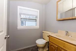 918 N Oak St, Bloomington, IL 61701 - Photo 14