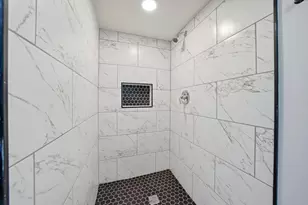 2524 W 45th St, Chicago, IL 60632 - Photo 16