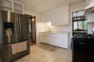 308 E Washington St, Ashkum, IL 60911 - Photo 10