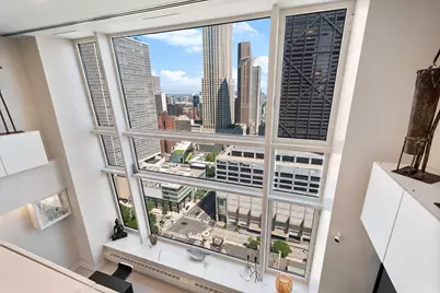 161 E Chicago Avenue #24-02, Chicago, IL 60611 - Photo 2