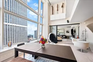 161 E Chicago Ave, Chicago, IL 60611 - Photo 6