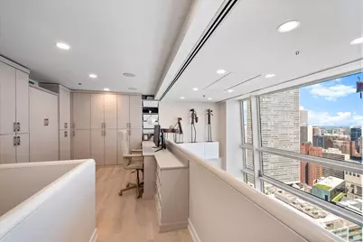 161 E Chicago Avenue #24-02, Chicago, IL 60611 - Photo 22