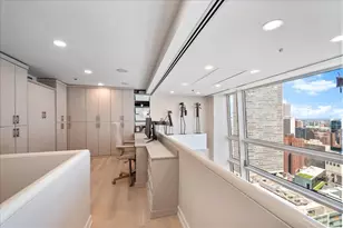 161 E Chicago Ave, Chicago, IL 60611 - Photo 22