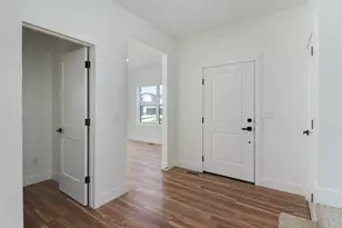 775 Kristin Dr, Normal, IL 61761 - Photo 8
