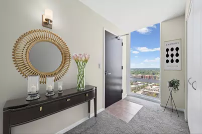 807 Davis Street #2212, Evanston, IL 60201 - Photo 2