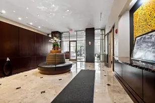807 Davis St, Evanston, IL 60201 - Photo 26
