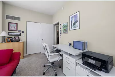 807 Davis Street #2212, Evanston, IL 60201 - Photo 14