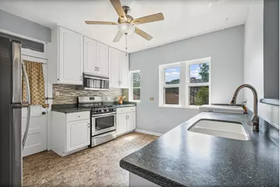 906 Oakton Street #2, Evanston, IL 60202 - Photo 12