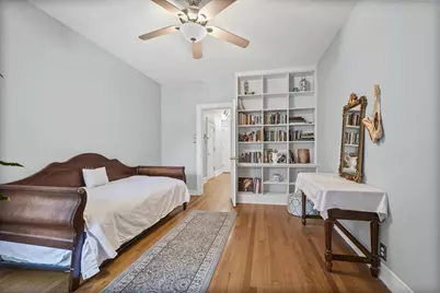 906 Oakton Street #2, Evanston, IL 60202 - Photo 18