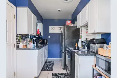 18W133 Kirkland Lane, Villa Park, IL 60181 - Photo 4