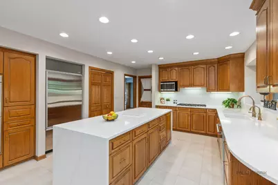 15 Shoreside Drive, South Barrington, IL 60010 - Photo 8