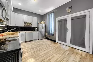 4016 S Indiana Ave, Chicago, IL 60653 - Photo 6