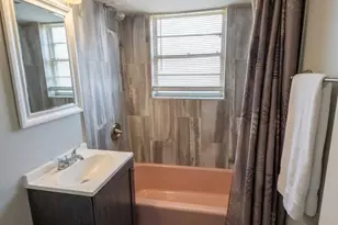 4016 S Indiana Ave, Chicago, IL 60653 - Photo 12