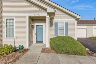 13142 W Sheffield Ln, Beach Park, IL 60083 - Photo 2