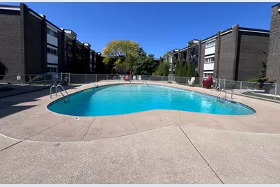 10125 Cherry Parkway #203, Skokie, IL 60076 - Photo 22