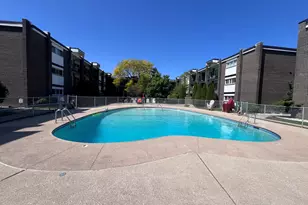 10125 Cherry Pkwy, Skokie, IL 60076 - Photo 22