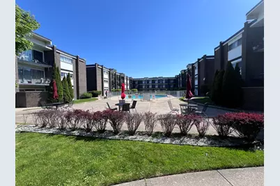 10125 Cherry Parkway #203, Skokie, IL 60076 - Photo 18