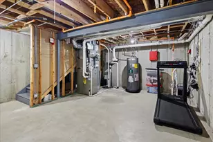 6347 Hennings Ct, Morton Grove, IL 60053 - Photo 20